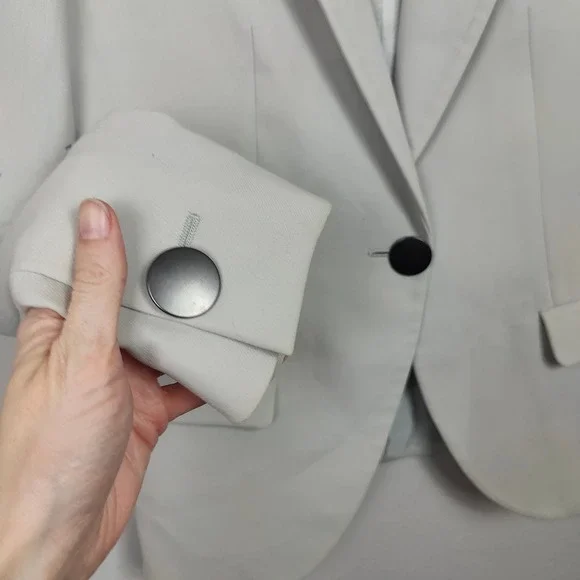 Giorgio Armani Cream White Blazer - Picture 5 of 13